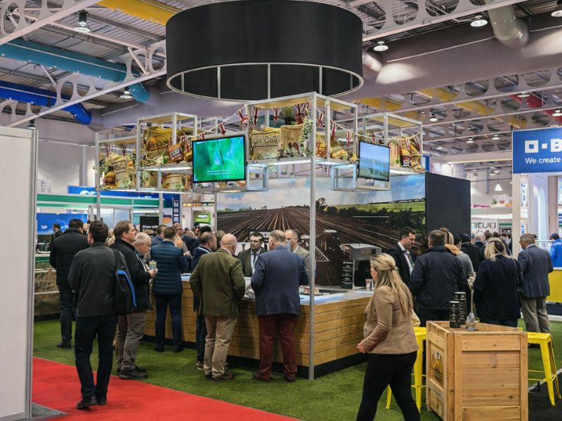 ⁠Como atrair decisores (B2B) para o stand, e não só curiosos?